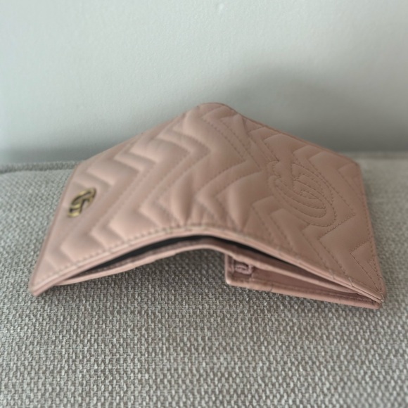 Pre Owned Gucci GG MARMONT CARD CASE WALLET PINK * Ink Stains * - Picture 6 of 7